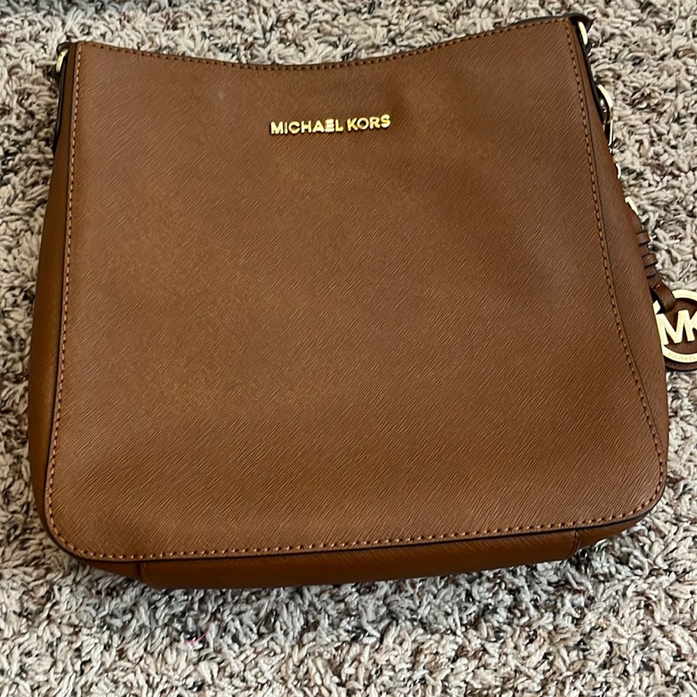 Michael Kors Saffiano Messenger